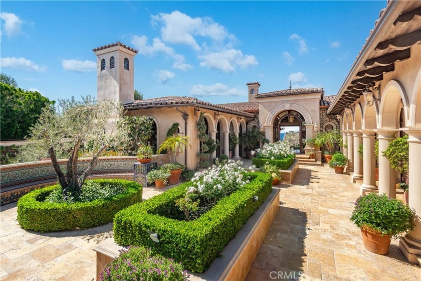Simply Spectacular!! This majestic estate is perched along the - Beach Home for sale in Palos Verdes Estates, California on Beachhouse.com