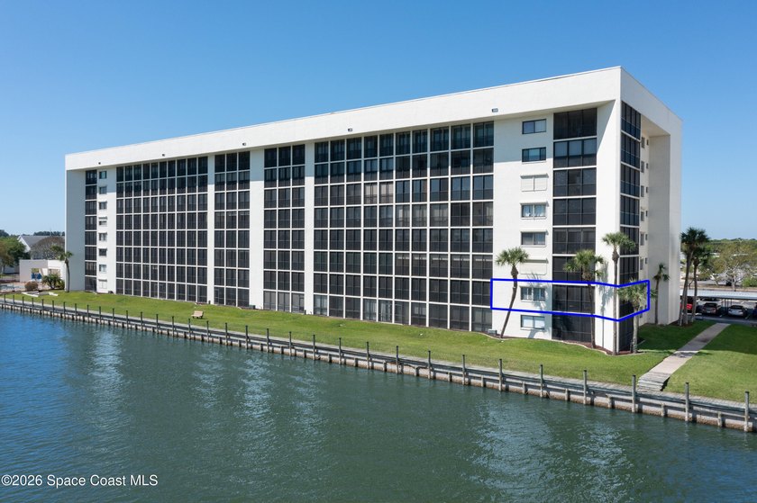 Stunning Condo with DIRECT WATER VIEWS OF Sykes Creek in Merritt - Beach Condo for sale in Merritt Island, Florida on Beachhouse.com