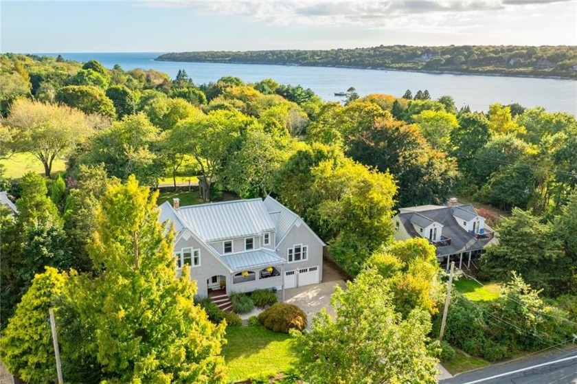 Welcome to this beautifully redesigned and decorated home by - Beach Home for sale in Jamestown, Rhode Island on Beachhouse.com