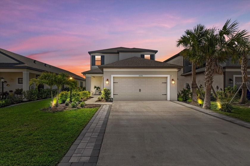 Welcome to your new home in Park East at Azario, Lakewood Ranch! - Beach Home for sale in Lakewood Ranch, Florida on Beachhouse.com