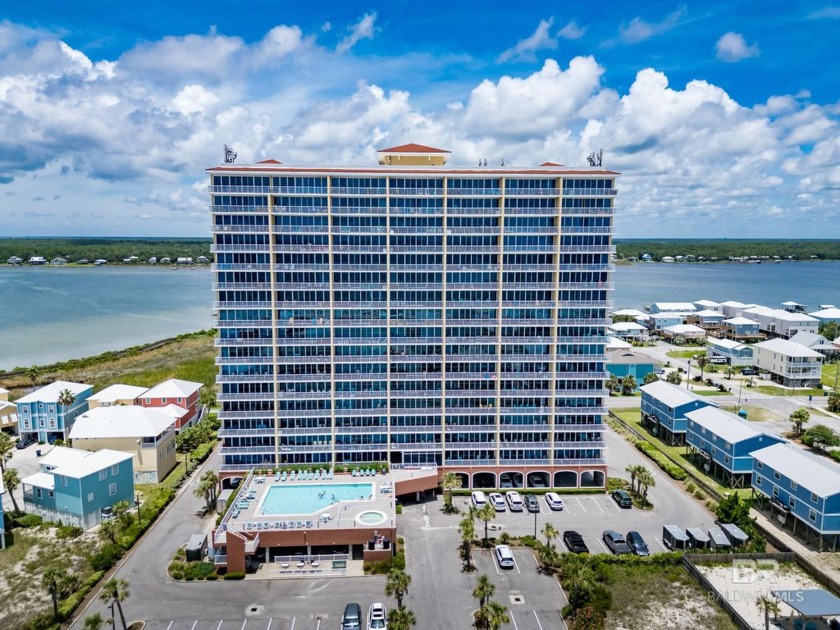 This newly updated 3-bedroom, 3-bath condo east corner unit is - Beach Home for sale in Gulf Shores, Alabama on Beachhouse.com