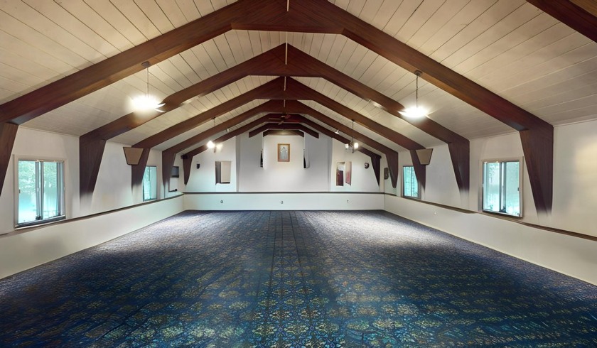 This centrally located commercial building sits within walking - Beach Commercial for sale in Machias, Maine on Beachhouse.com