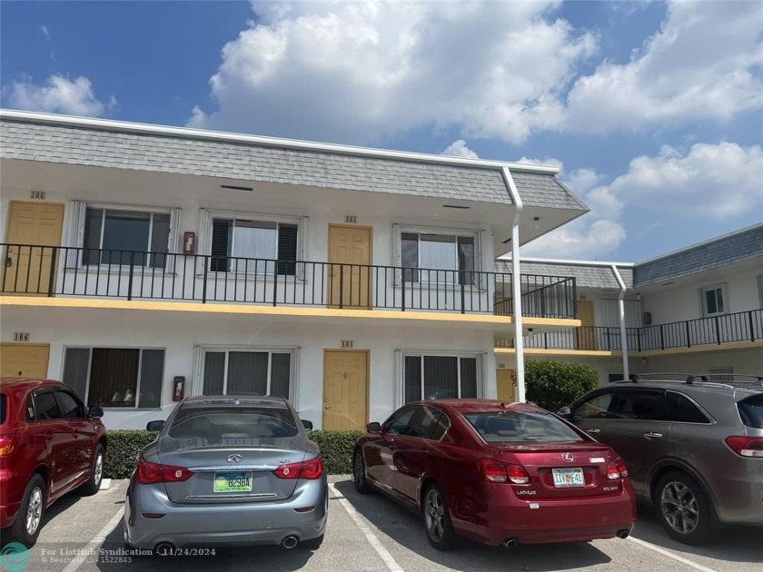 TURNKEY, RARELY AVAILABLE 2BR/2BA FURNISHED CONDO IN DESIRABLE - Beach Condo for sale in Lake Worth Beach, Florida on Beachhouse.com