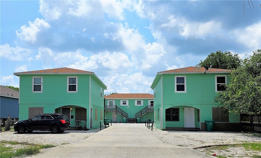 Rare opportunity to own an income-producing 7-plex on the - Beach Lot for sale in Aransas Pass, Texas on Beachhouse.com