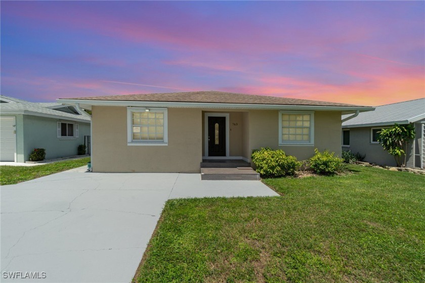 Move-in ready and updated, this charming home in the desirable - Beach Home for sale in Naples, Florida on Beachhouse.com