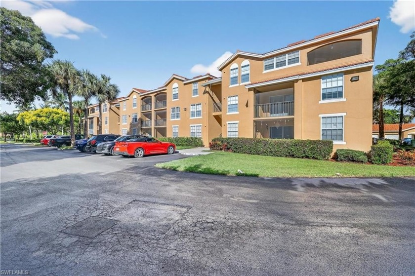 Welcome to a charming condominium at 8735 River Homes Ln in - Beach Condo for sale in Bonita Springs, Florida on Beachhouse.com