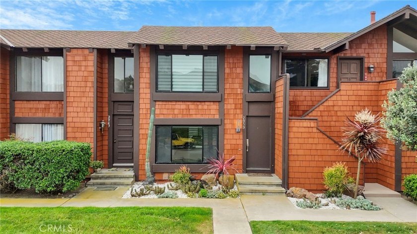 Set within the coveted Cardiff Cove community, this exquisitely - Beach Condo for sale in Cardiff by The Sea, California on Beachhouse.com