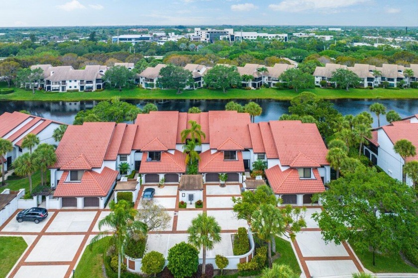 Welcome to one of the most sought after and established - Beach Condo for sale in Jupiter, Florida on Beachhouse.com