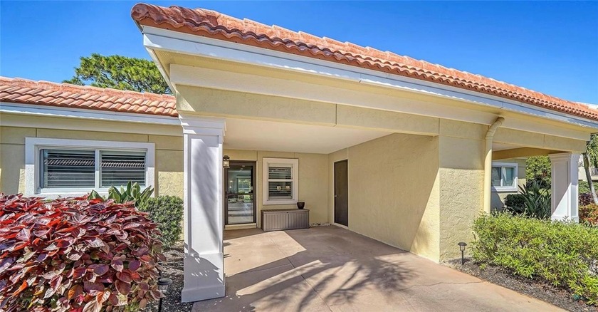 This exquisite turnkey furnished 2-bed, 2-bath villa has been - Beach Home for sale in Longboat Key, Florida on Beachhouse.com