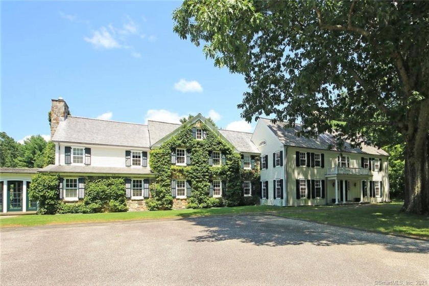 ELEGANT COUNTRY ESTATE - Circa 1933.  With an idyllic and very - Beach Home for sale in Fairfield, Connecticut on Beachhouse.com
