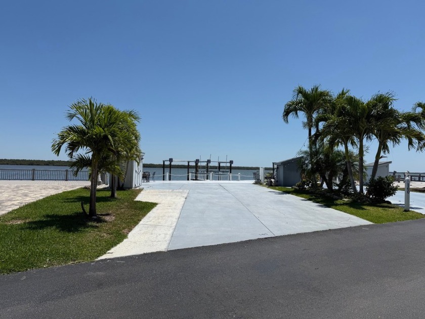 Waterfront RV Lot#161 ORA-Boat Lift-Gulf Access-Pet - Beach Lot for sale in Chokoloskee, Florida on Beachhouse.com