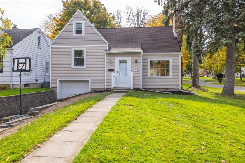 Move in ready -and freshly updated for you! New tear off roof - Beach Home for sale in Irondequoit, New York on Beachhouse.com