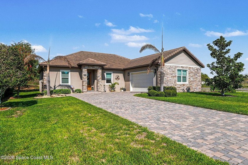 Like-new custom 3BR/2BA home in Indian River Preserve Golf - Beach Home for sale in Mims, Florida on Beachhouse.com
