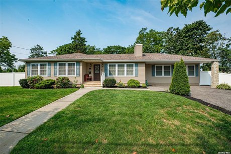 Discover the epitome of luxurious living in this exquisite south - Beach Home for sale in Islip, New York on Beachhouse.com