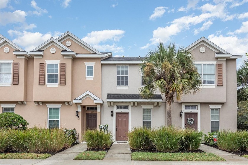 Beautiful 2 Bedroom, 2.5 Bath Townhome in Gated Bradford Manor - - Beach Townhome/Townhouse for sale in Sarasota, Florida on Beachhouse.com