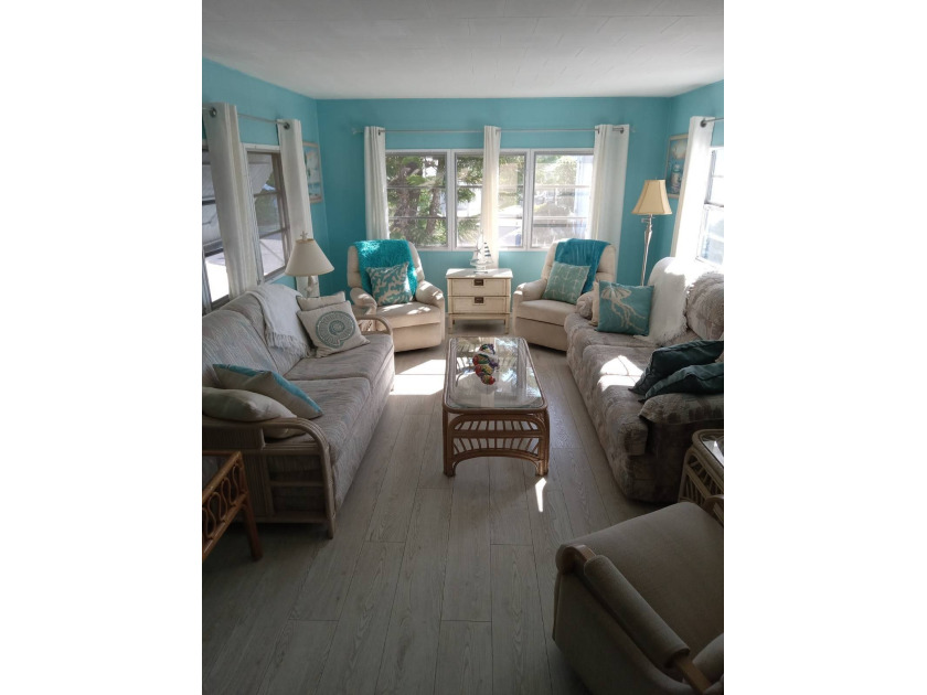 Attention Snowbirds and investors!!! This cozy home close to the - Beach Home for sale in Vero Beach, Florida on Beachhouse.com