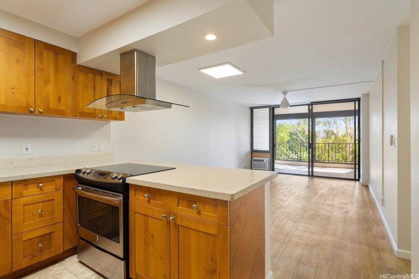 This tranquil, fresh 2 bedroom, 2 bathroom, 2 parking & 2 lanai - Beach Condo for sale in Honolulu, Hawaii on Beachhouse.com