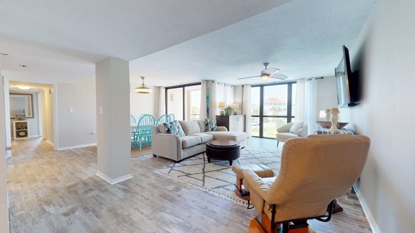 Remodeled - Surf s Up - Steps Away from Private Beach Access - Beach Vacation Rentals in Destin, Florida on Beachhouse.com