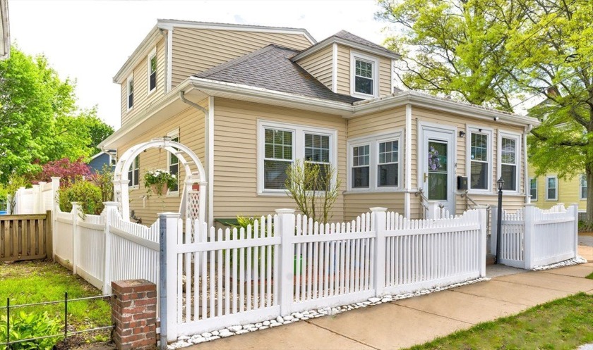 Enjoy this beautifully updated Bungalow-style home with three - Beach Home for sale in Quincy, Massachusetts on Beachhouse.com