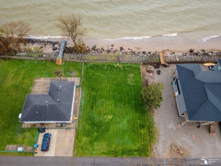 Dreaming on living on the lake? Your time is now to own your own - Beach Lot for sale in Newport, Michigan on Beachhouse.com