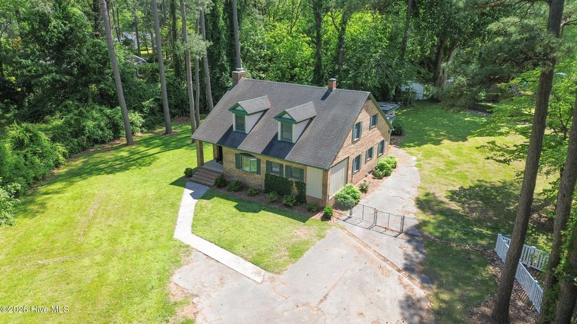 Welcome to 1507 Rivershore Road, where you can enjoy the feel of - Beach Home for sale in Elizabeth City, North Carolina on Beachhouse.com