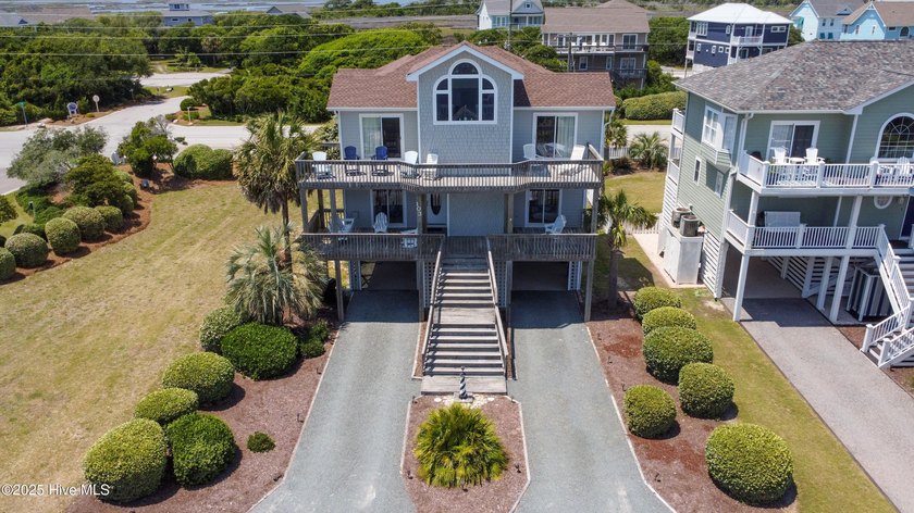 Beautiful 4 Bedroom Topsail Island Beach Home, just steps from - Beach Home for sale in North Topsail Beach, North Carolina on Beachhouse.com