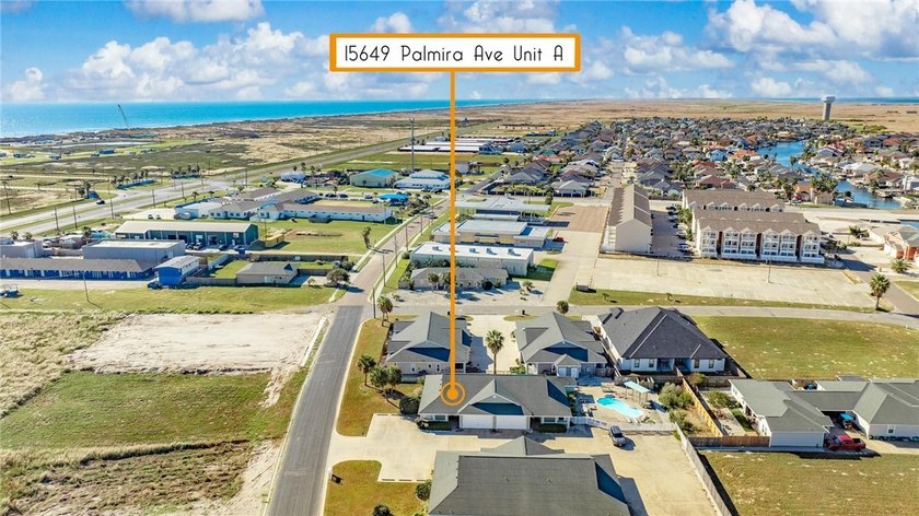 Whether you're looking for a full-time residence or a peaceful - Beach Townhome/Townhouse for sale in Corpus Christi, Texas on Beachhouse.com