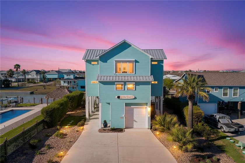 There is a specific kind of magic that happens at the - Beach Home for sale in Rockport, Texas on Beachhouse.com