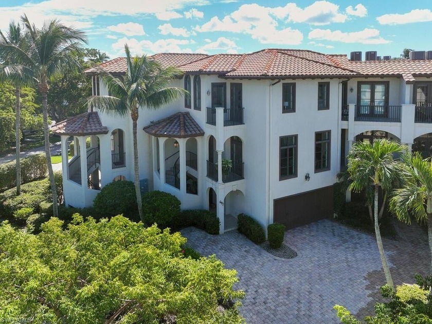 Moments from Naples Beach and the iconic Pier, this low-density - Beach Home for sale in Naples, Florida on Beachhouse.com