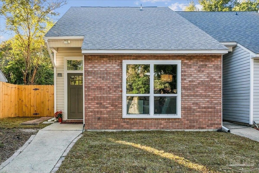 Tucked away on a quiet, private street in Gulf Breeze Proper - Beach Home for sale in Gulf Breeze, Florida on Beachhouse.com