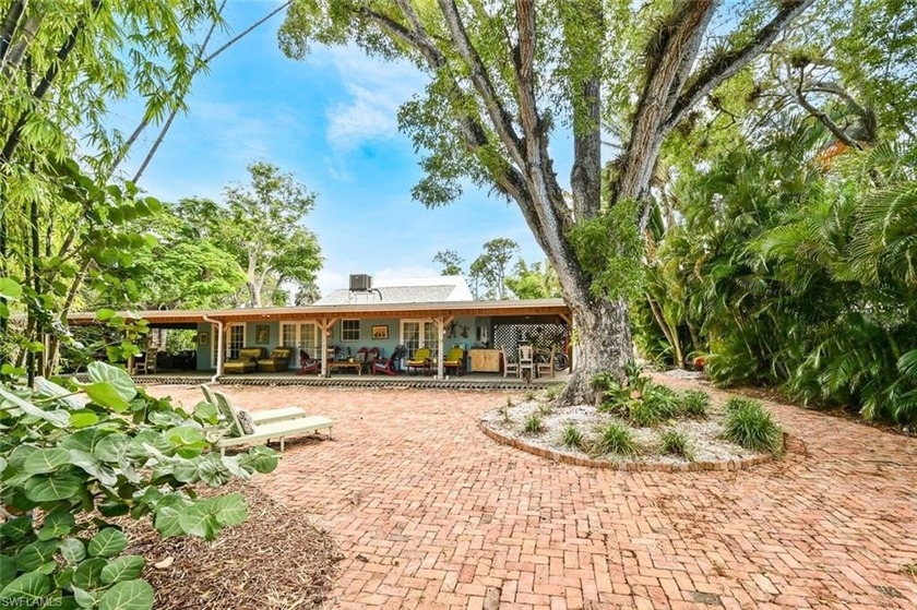 PRICED BELOW LAND VALUE...OWNER MOTIVATED, BRING OFFERS! Flood - Beach Home for sale in Naples, Florida on Beachhouse.com