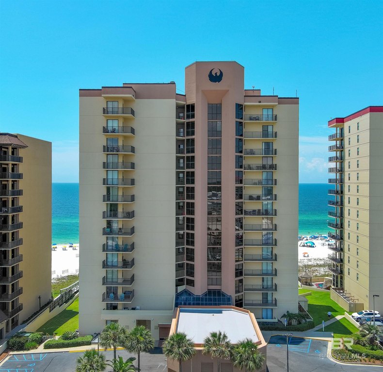 JUST REDUCED !!  MOTIVATED SELLER ,Fantastic three bed two bath - Beach Condo for sale in Orange Beach, Alabama on Beachhouse.com