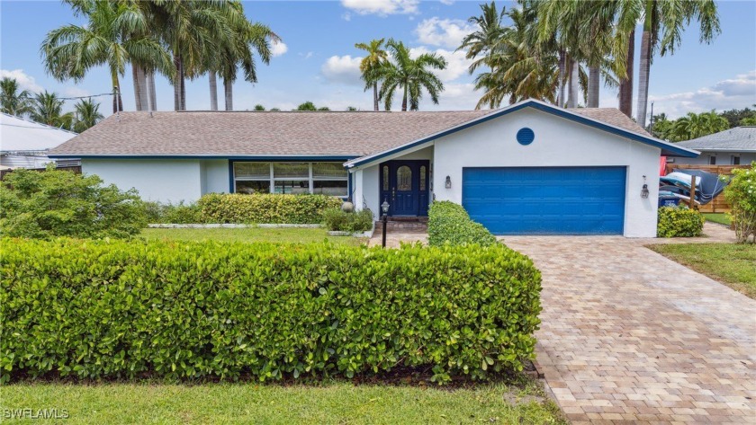 Just what you were waiting for, in the McGregor Isles Community - Beach Home for sale in Fort Myers, Florida on Beachhouse.com