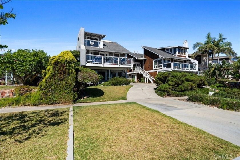 Come see this amazing Ocean View Duplex! Great location in Capo - Beach Townhome/Townhouse for sale in Dana Point, California on Beachhouse.com