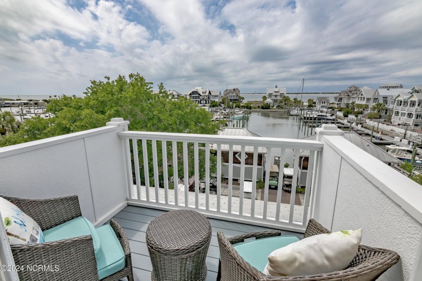 FRACTIONAL OWNERSHIP 4 weeks per year in Captains Quarters Suite - Beach Home for sale in Bald Head Island, North Carolina on Beachhouse.com