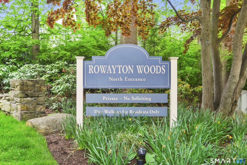 Discover resort-style living at the desirable Rowayton Woods - Beach Condo for sale in Norwalk, Connecticut on Beachhouse.com