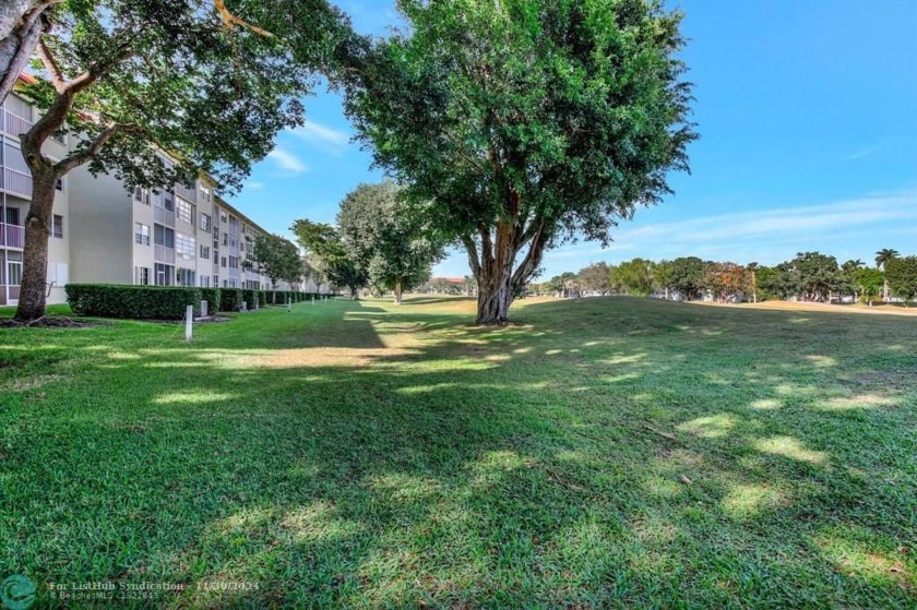 Golf Course view- Spacious and highly desirable 1-bedroom, 1 - Beach Condo for sale in Pembroke Pines, Florida on Beachhouse.com