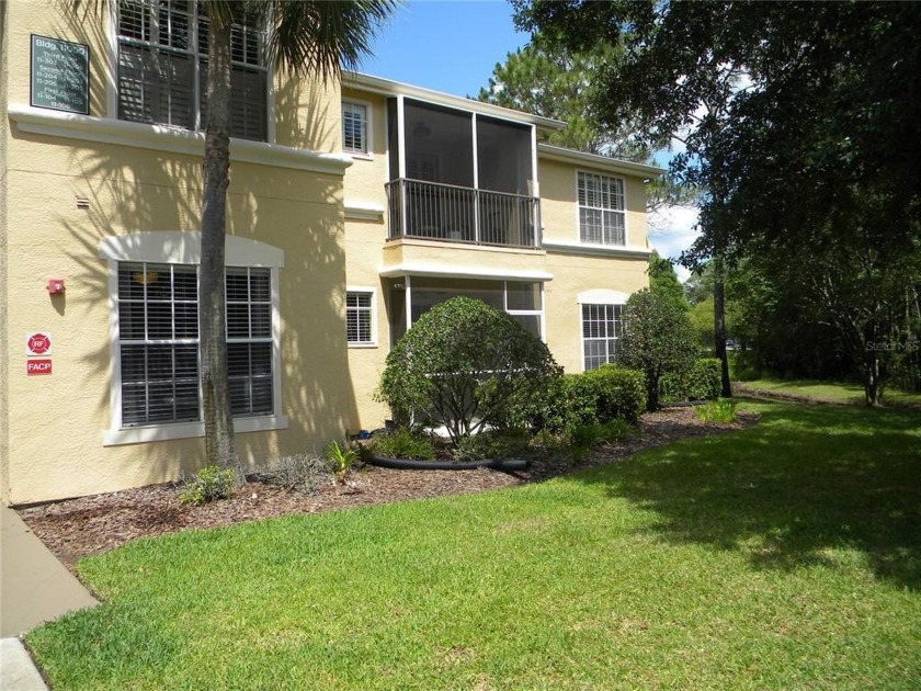 Beautiful Tampa Palms first floor condo on conservation with - Beach Condo for sale in Tampa, Florida on Beachhouse.com