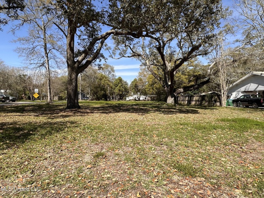 Very nice residential building lot in South Pascagoula - Beach Lot for sale in Pascagoula, Mississippi on Beachhouse.com