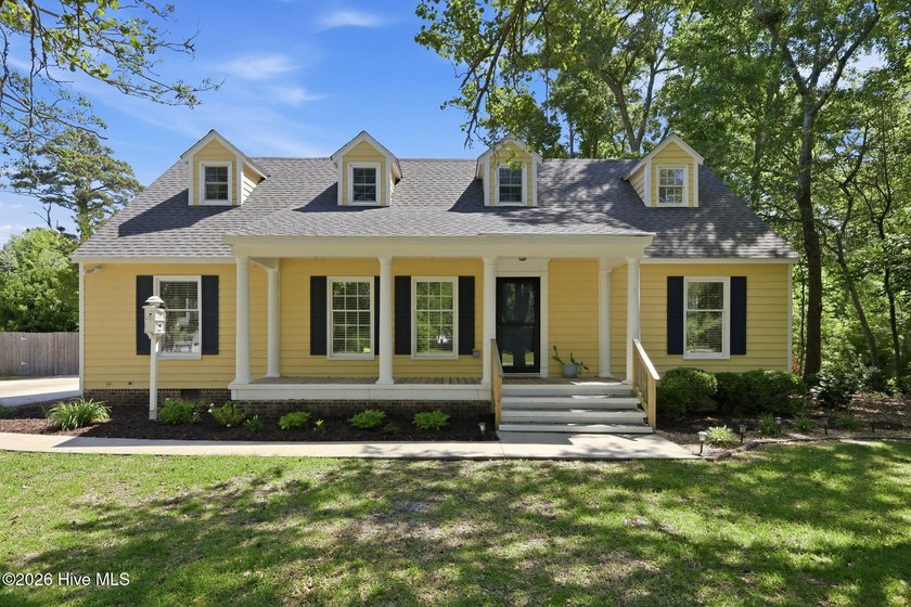 Welcome to this beautifully maintained 3-bedroom, 2.5-bath - Beach Home for sale in Morehead City, North Carolina on Beachhouse.com