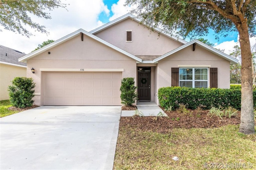 This gorgeous and immaculate 4 bedroom/2 bathroom home is like - Beach Home for sale in New Smyrna Beach, Florida on Beachhouse.com