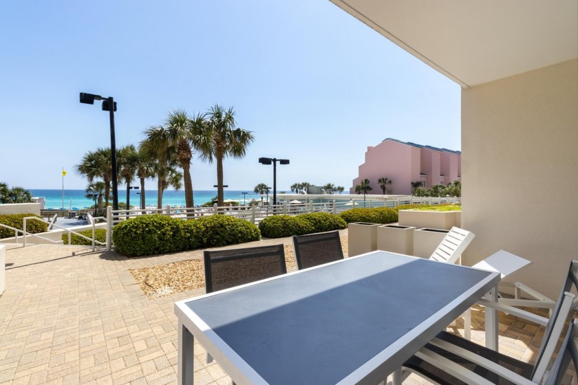 Enjoy this very spacious 2 bedroom, 2 bathroom condo decorated - Beach Condo for sale in Miramar Beach, Florida on Beachhouse.com