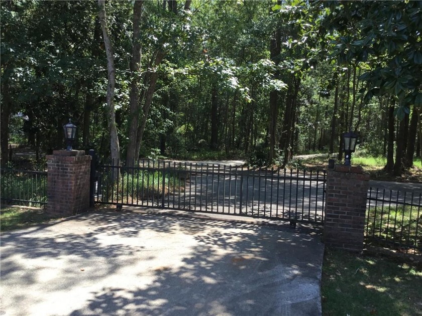 This is a rare opportunity of a 195 feet waterfront lot to build - Beach Lot for sale in Mobile, Alabama on Beachhouse.com