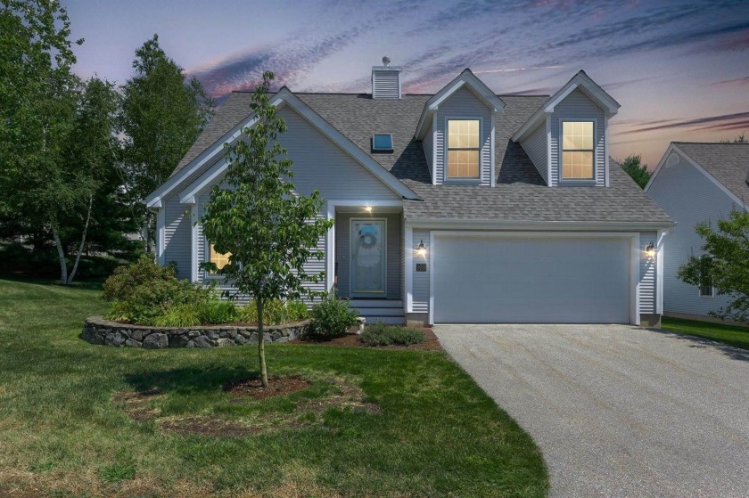 Welcome to 100 Hampton Meadows - The Drakeside Model. Discover - Beach Condo for sale in Hampton, New Hampshire on Beachhouse.com