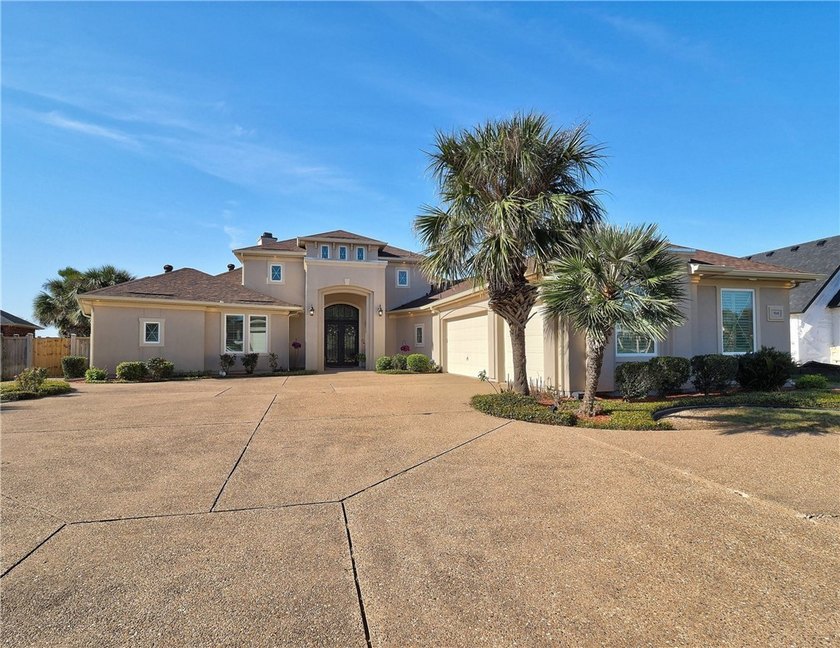 This home rivals any in the Coastal Bend for classic beauty - Beach Home for sale in Portland, Texas on Beachhouse.com