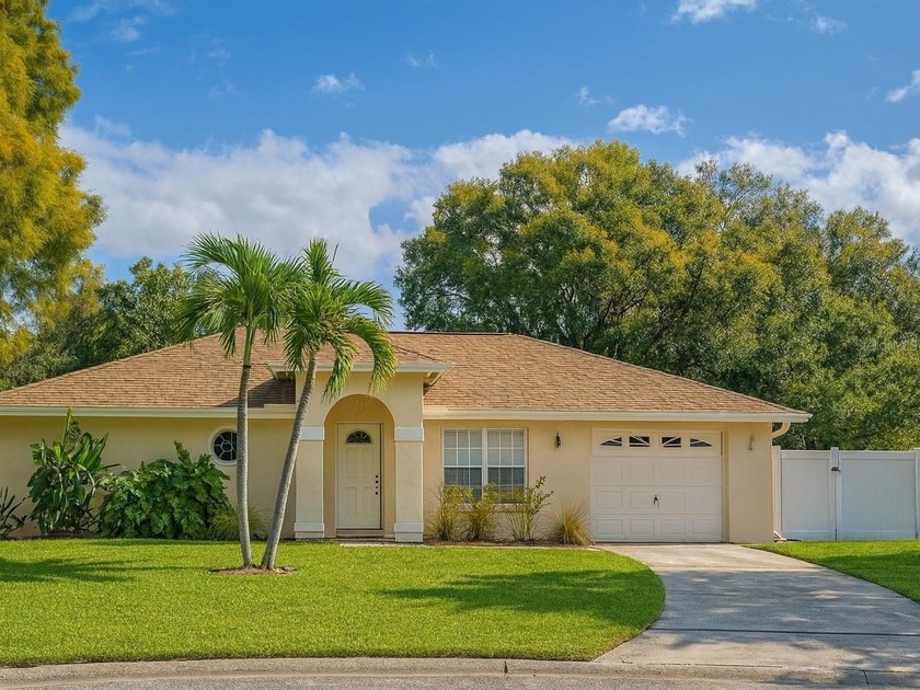 Beautifully Updated West Bradenton Home - No HOA, Minutes to - Beach Home for sale in Bradenton, Florida on Beachhouse.com