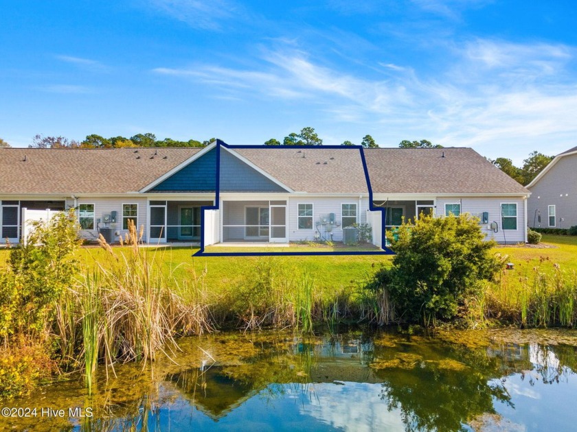 Welcome to a charming and updated townhome nestled in the - Beach Townhome/Townhouse for sale in Ocean Isle Beach, North Carolina on Beachhouse.com