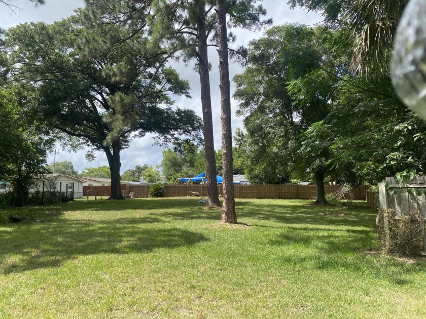 This beautiful, lush lot, in the heart of Atlantic Beach, is - Beach Lot for sale in Atlantic Beach, Florida on Beachhouse.com