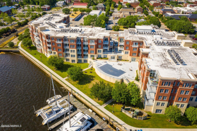 Enjoy all what the New Bern downtown has to offer.  This one - Beach Condo for sale in New Bern, North Carolina on Beachhouse.com