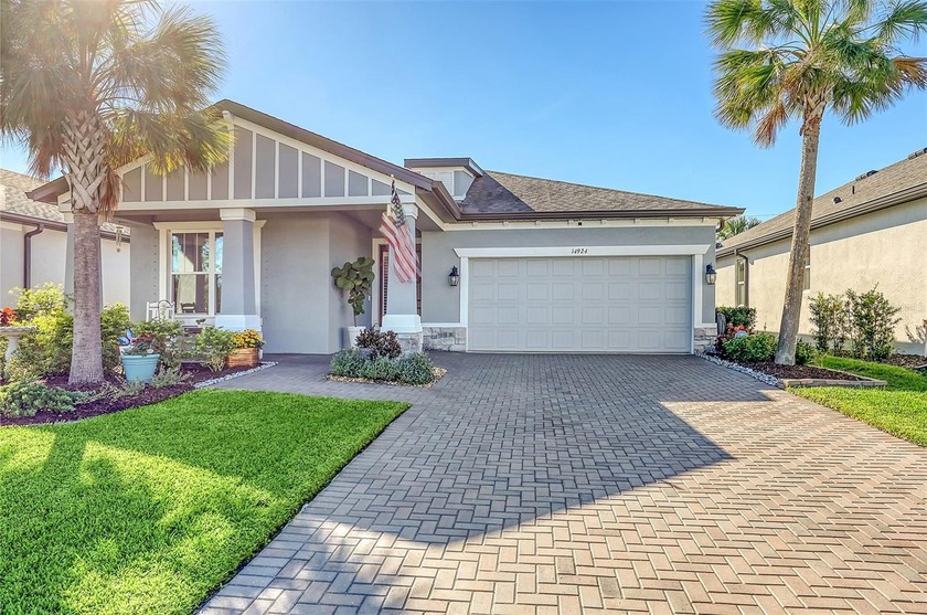STUNNING 3 BED, 2 BATH HOME IN RIVERSIDE PRESERVE - NO CDD, LOW - Beach Home for sale in Bradenton, Florida on Beachhouse.com